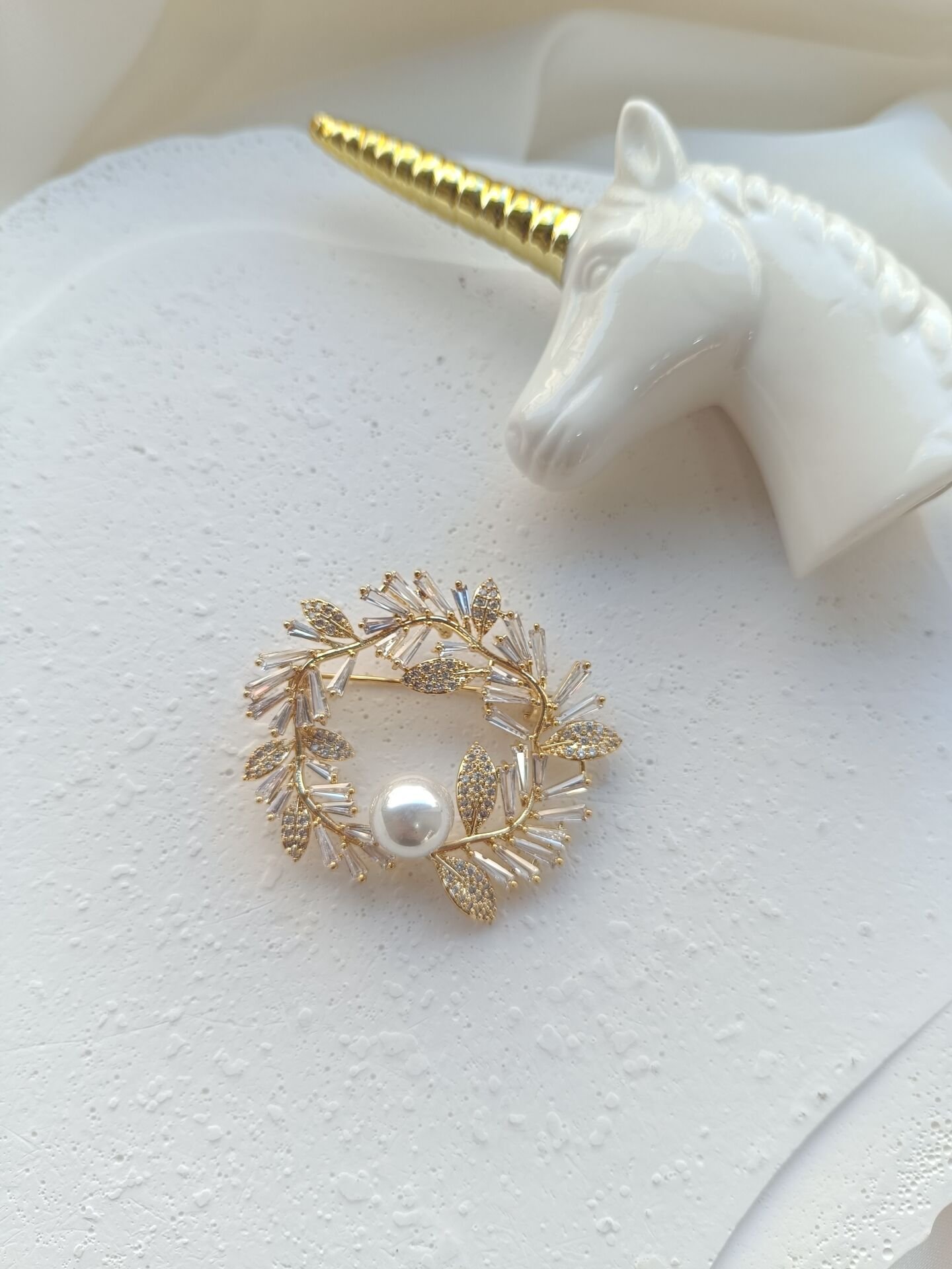 Broş Gold - 3