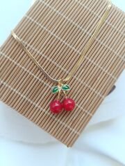 Kirazlı Çelik Kolye