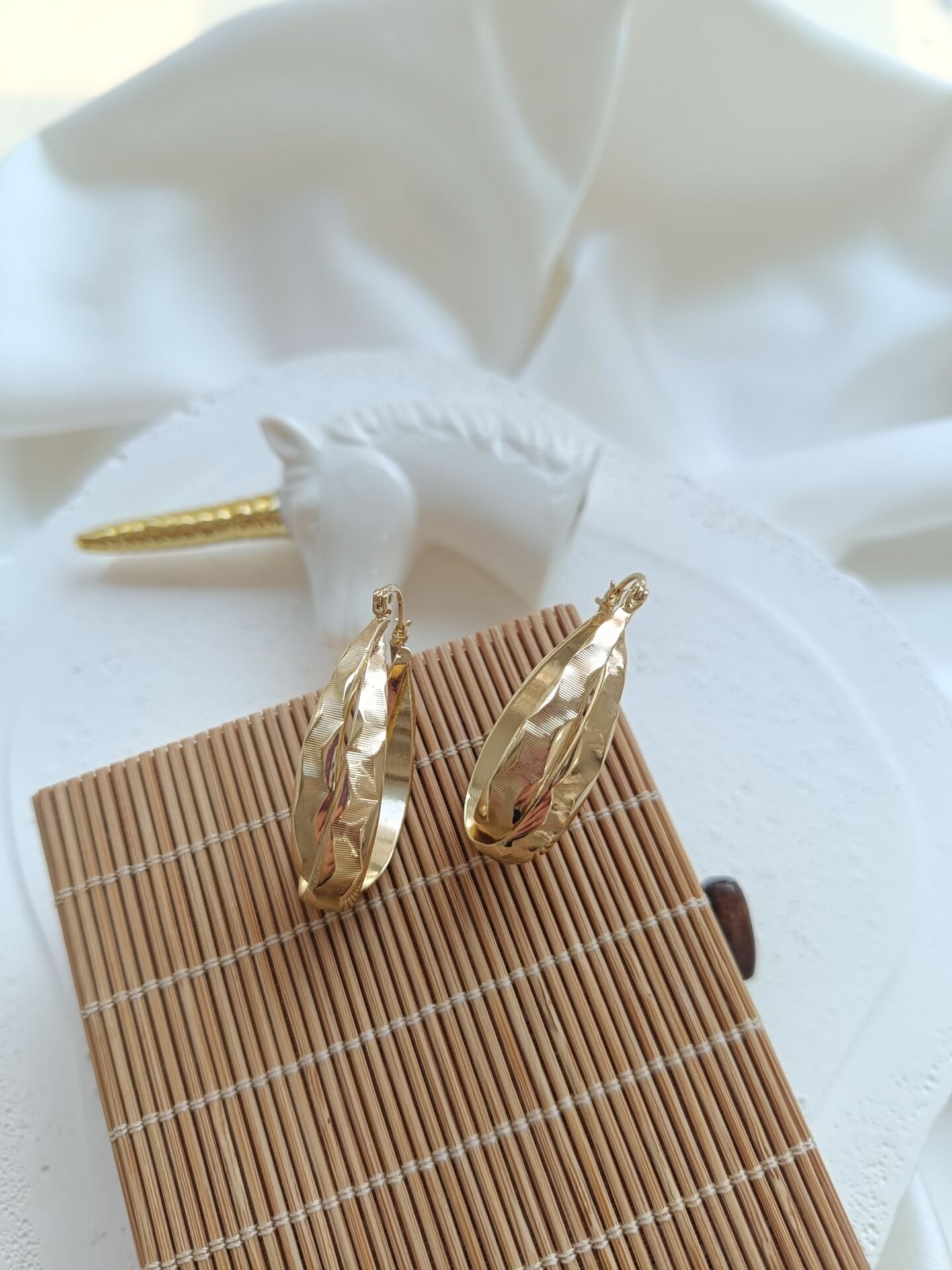 Xuping Gold Uzun Halka