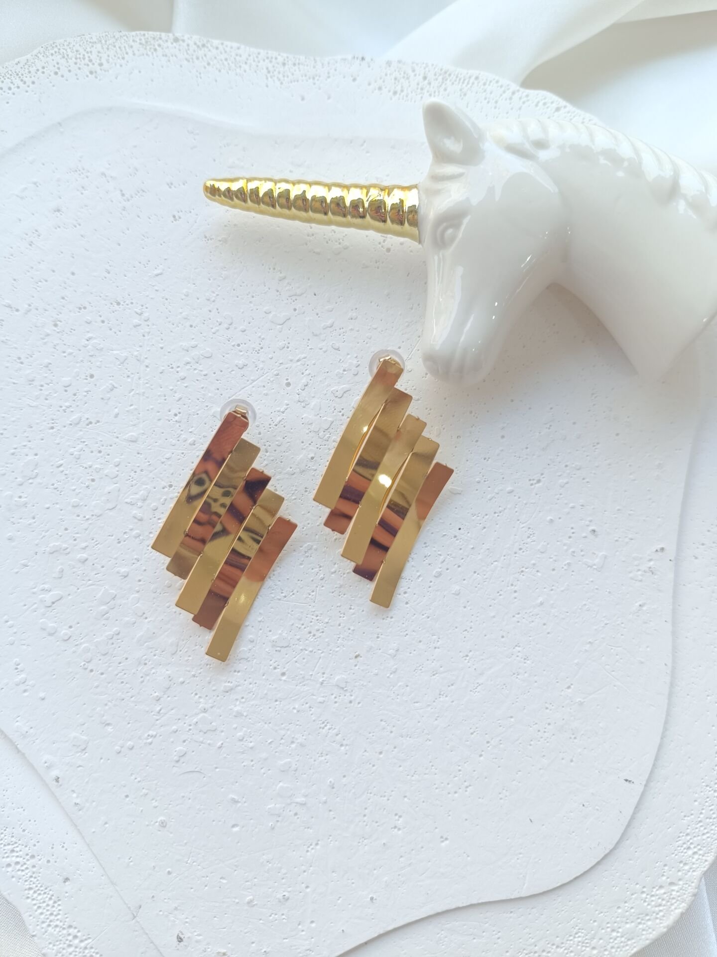 Çelik Gold Şerit Küpe