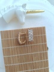 Taşlı Rose Gold Küpe