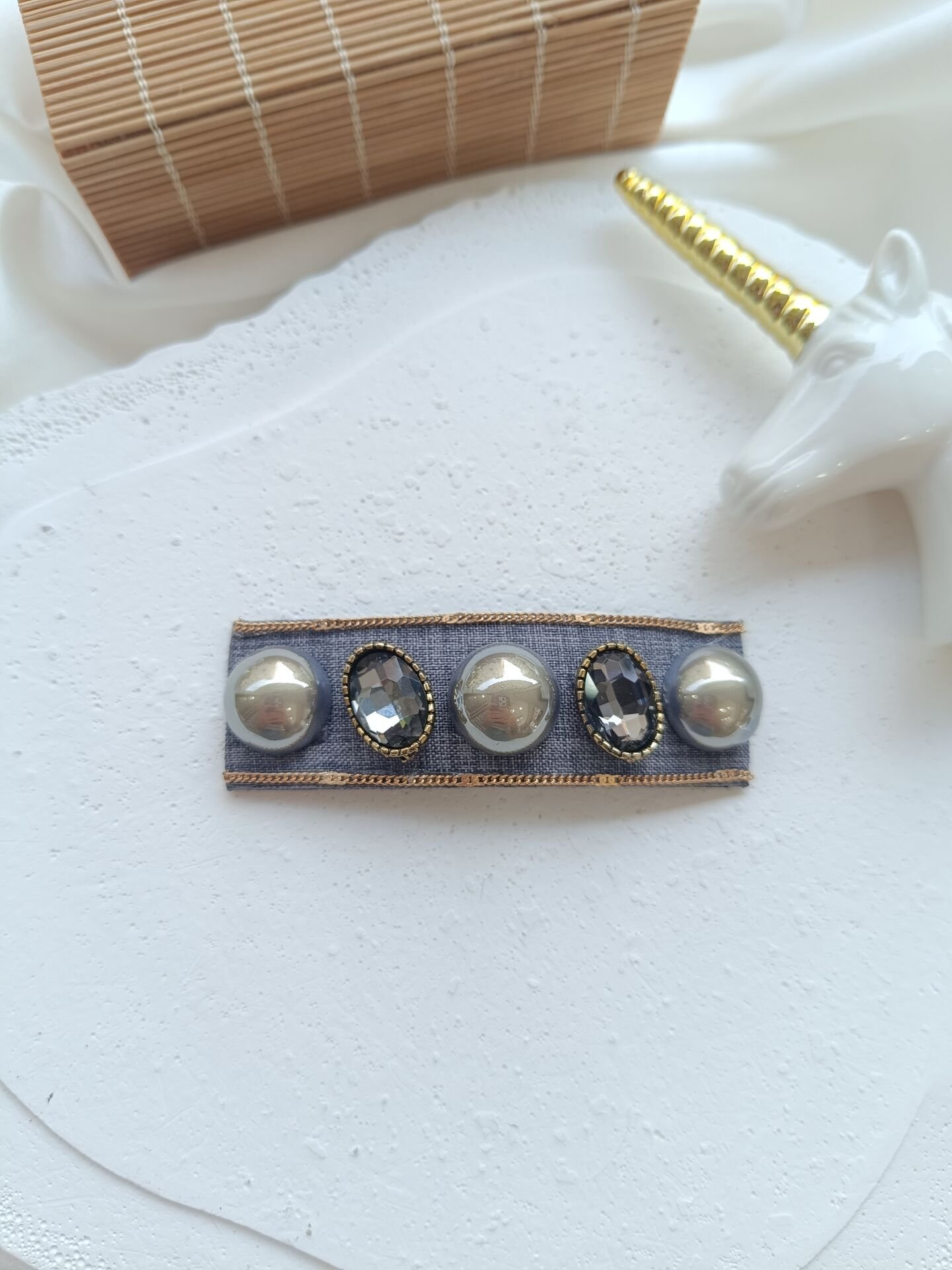 İncili Taşlı Kot Toka