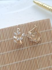 Yaprak Model Rose Gold Küpe