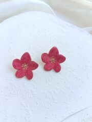 Çelik Fuşya Çiçekli Küpe