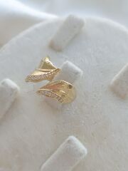 Ayarlanabilir Mini Taşlı Yaprak Model Yüzük