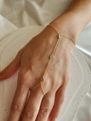 Fatma Ana Eli Şahmeran