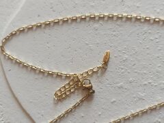 Xuping Üçgen Tasarım Kolye