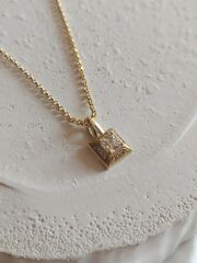 Xuping Tek Taşlı Kolye