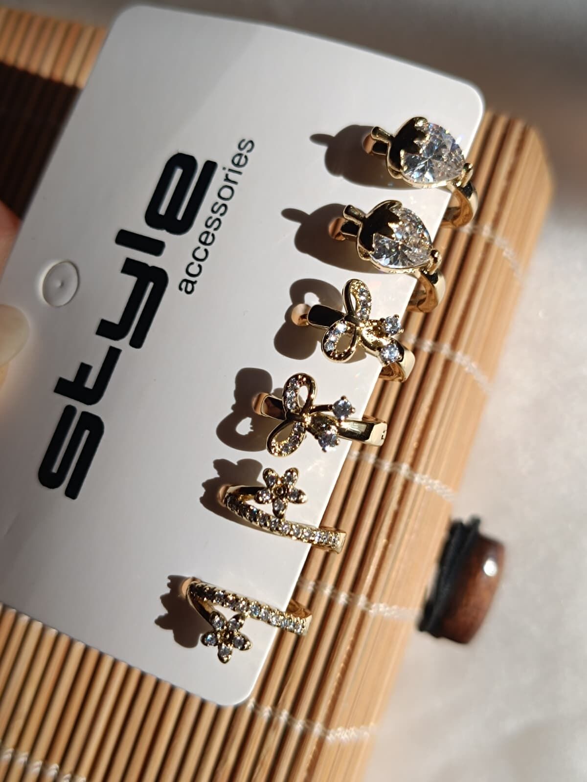 Xuping Altılı Gold Küpe