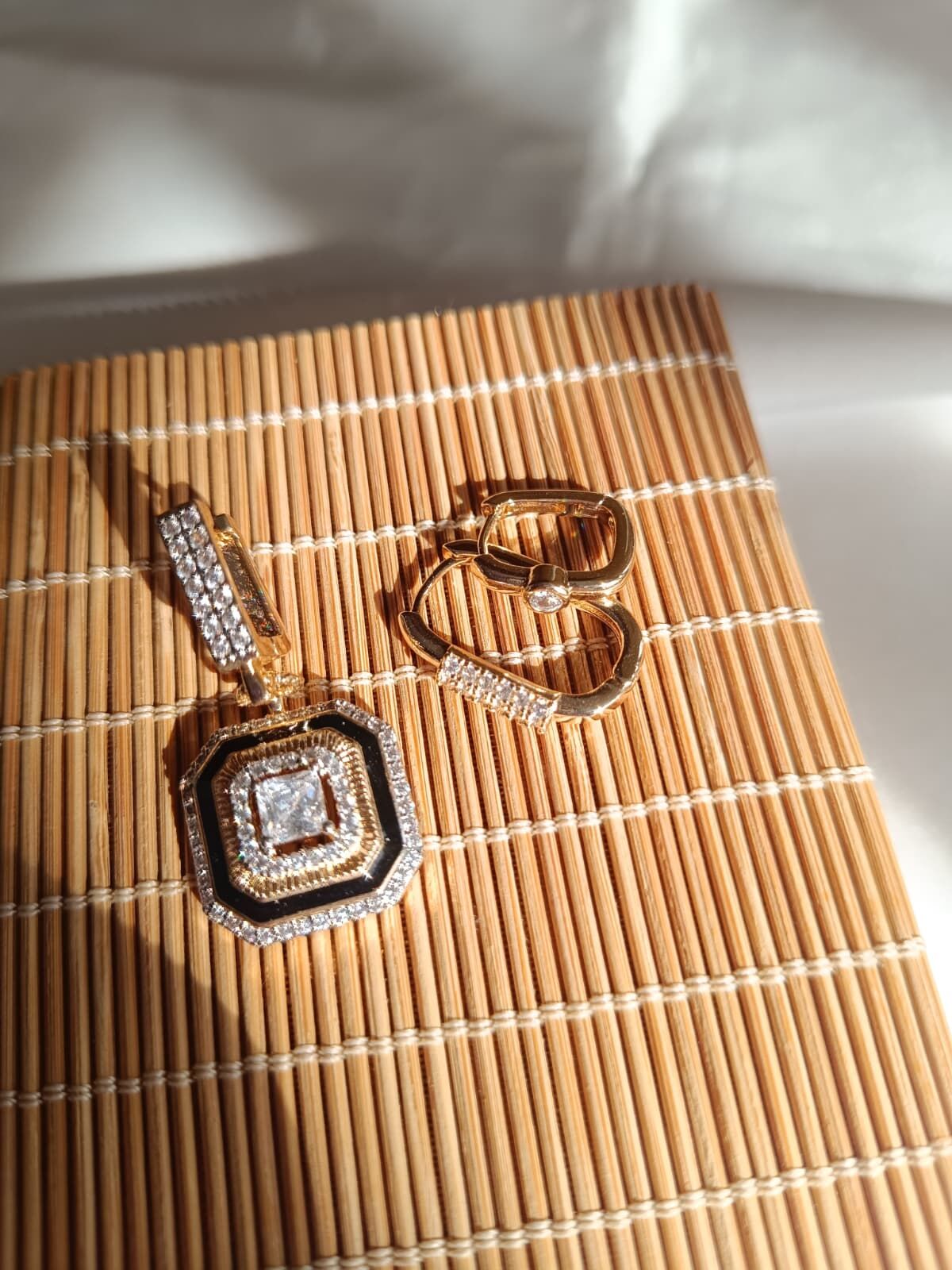 Üçlü Sarkıt Tasarım Küpe