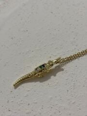 Çelik Kertenkele Figürlü Gold Kolye