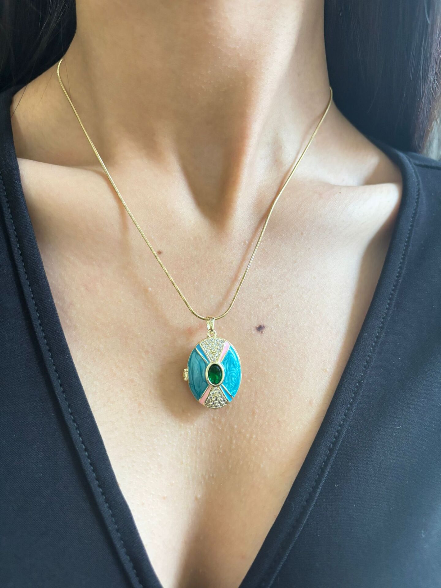 İçi açılabilen Çelik Gold Kolye