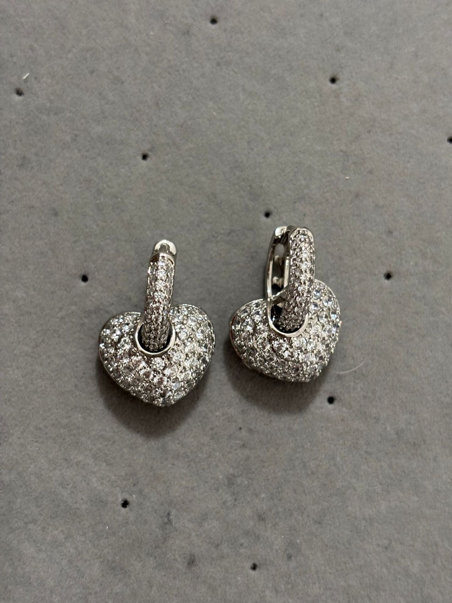 Xuping Silver Kalpli Taşlı Küpe