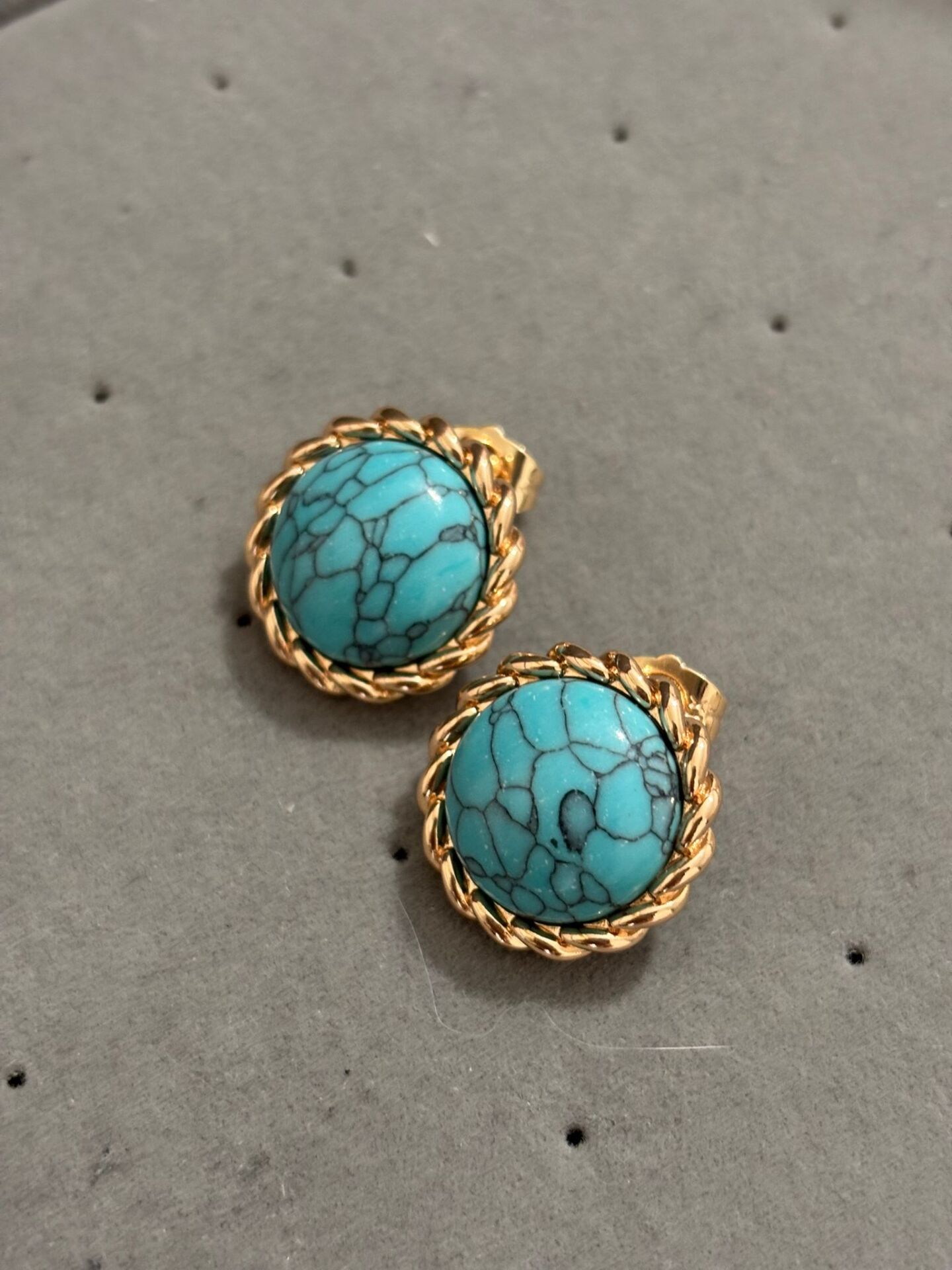Firuze Taşlı Rosegold Küpe