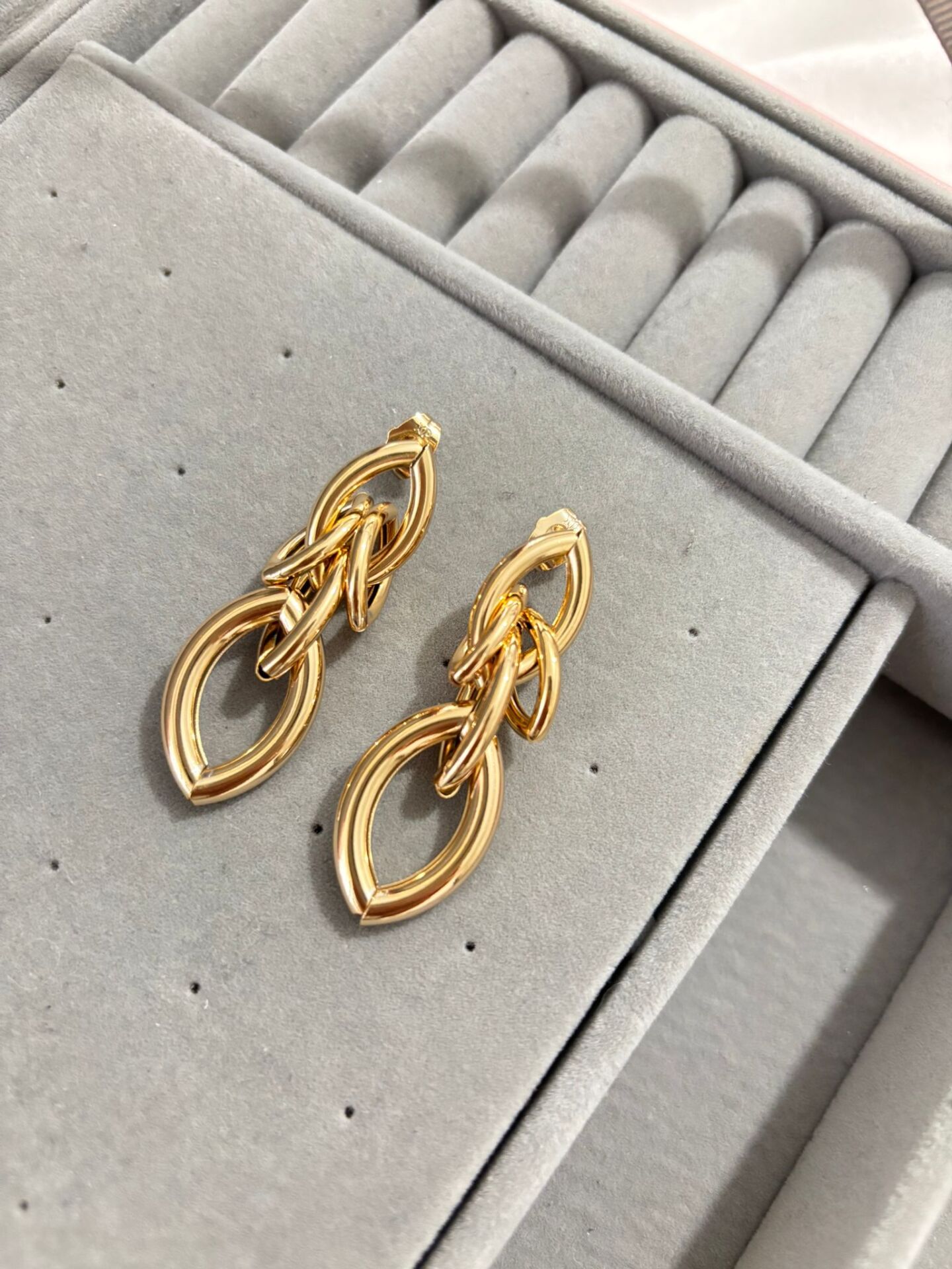 Xuping Tasarım Gold Küpe