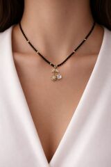 Çelik Siyah Boncuklu Kolye