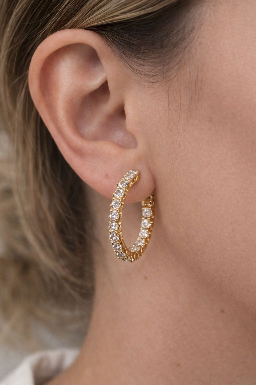 Xuping Full Taşlı Halka Küpe