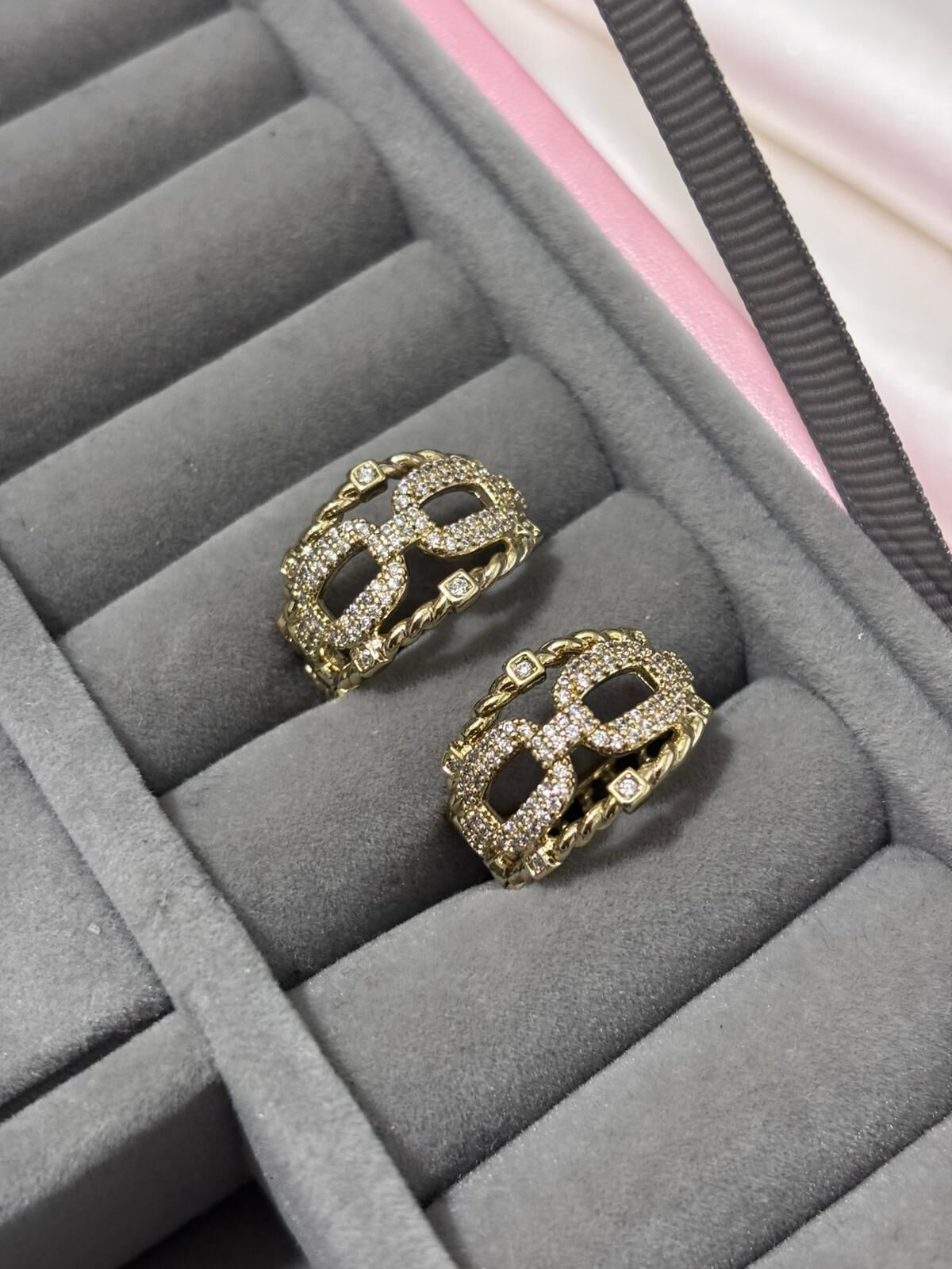 Xuping Taşlı Halka Gold Kalın Küpe