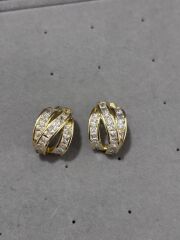 Xuping Taşlı Gold Şeritli Küpe