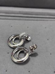 Xuping Silver Sallantılı Küpe