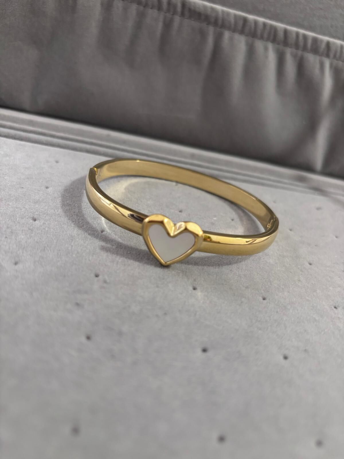 Çelik Kalpli Kelepçe