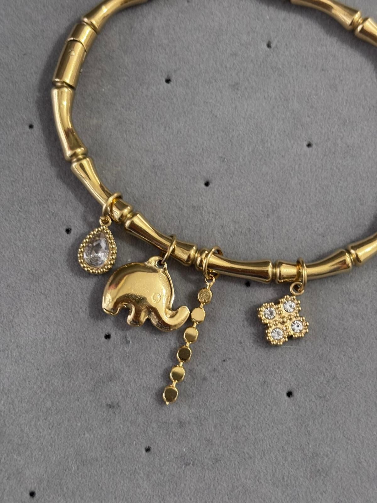 Çelik Fil Charmlı Kelepçe