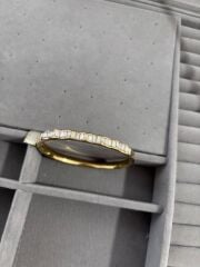 Sıralı Taşlı Çelik Kelepçe