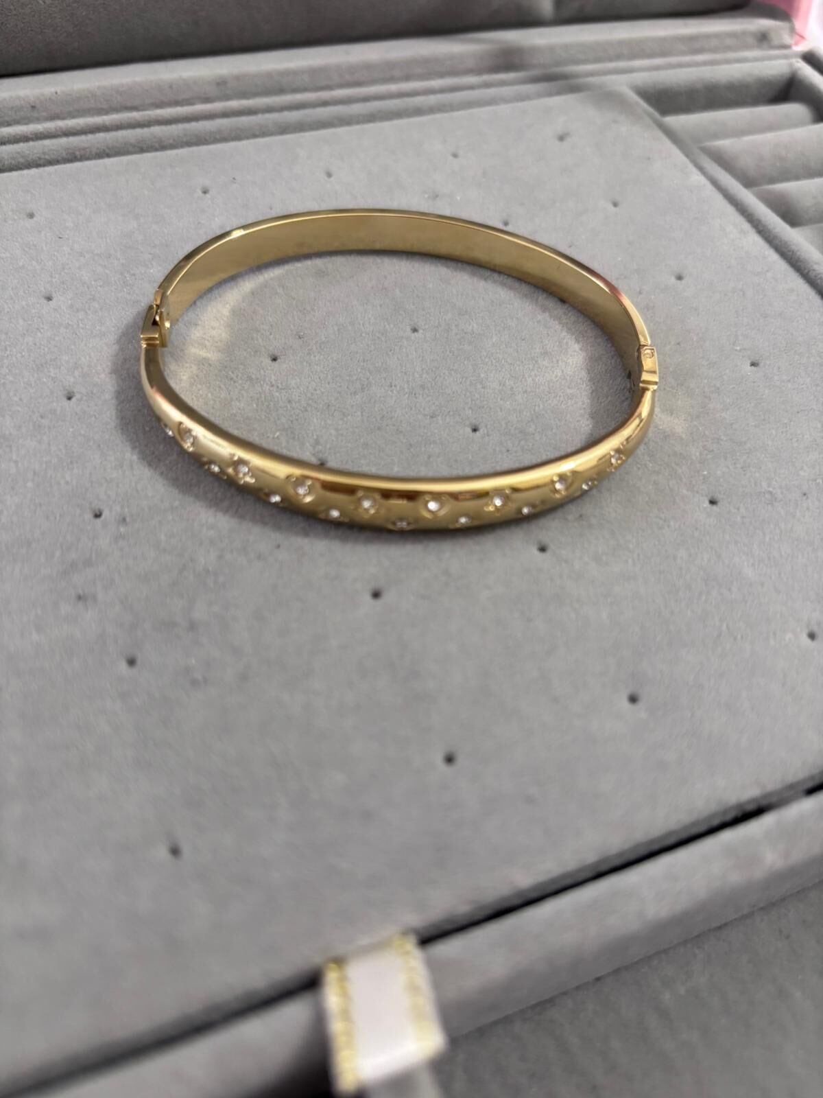 Çelik Kalpli - Taşlı Kelepçe