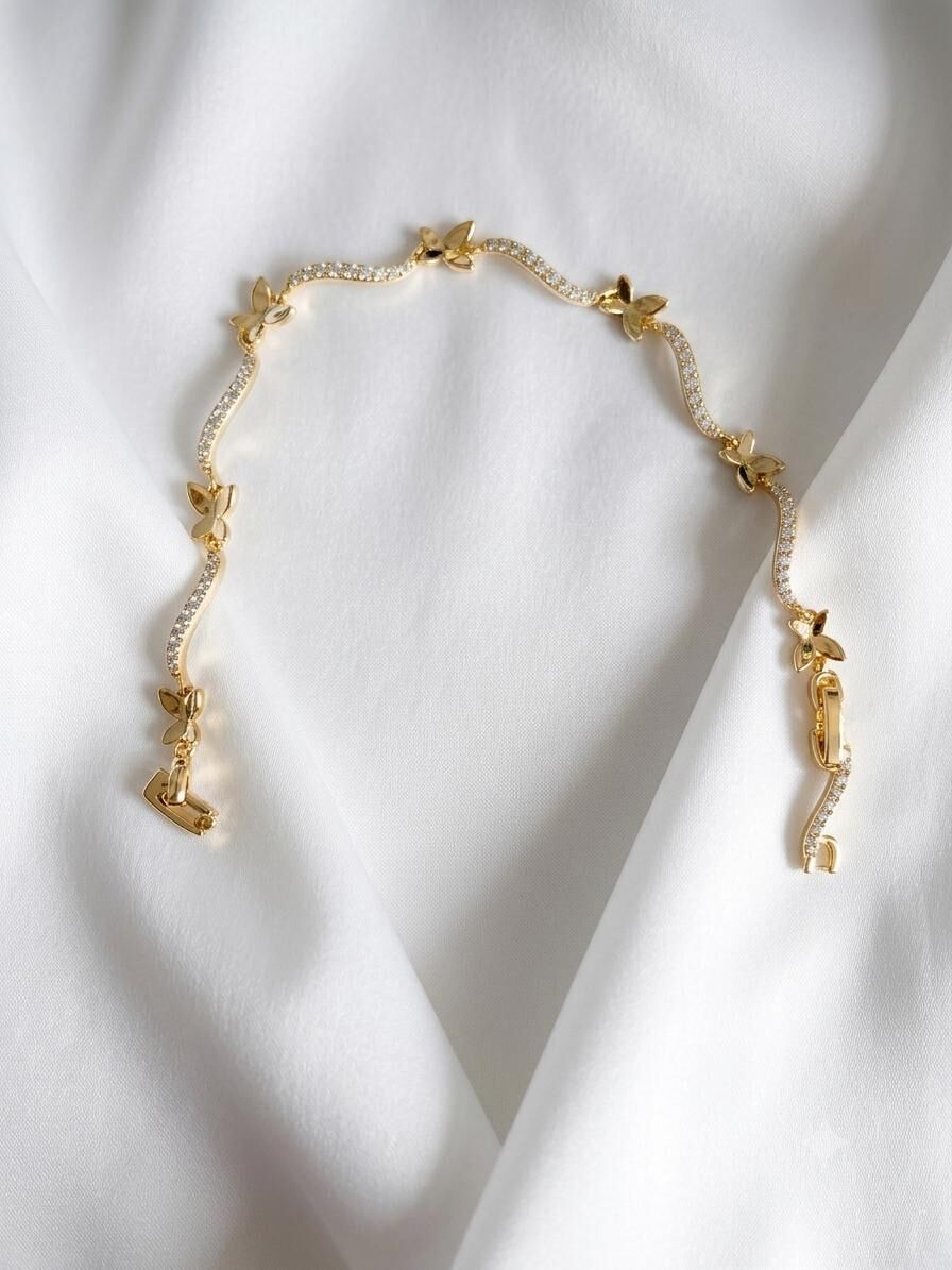 Xuping Taşlı Kelebek Model Gold Bileklik