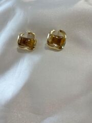Xuping Gold Kehribar Tonlu Kare Küpe